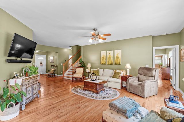 339 Johnson Farm Road, Hiddenite, NC 28636