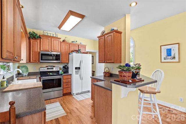 339 Johnson Farm Road, Hiddenite, NC 28636