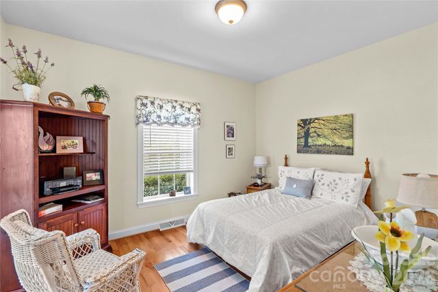 339 Johnson Farm Road, Hiddenite, NC 28636
