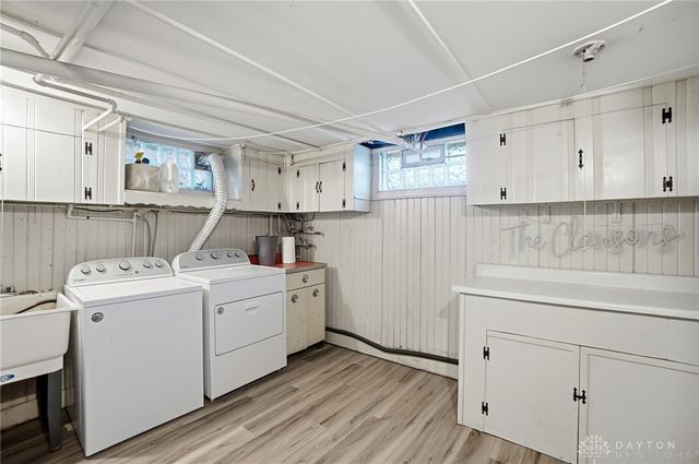 208 S Walnut Street, Englewood, OH 45322