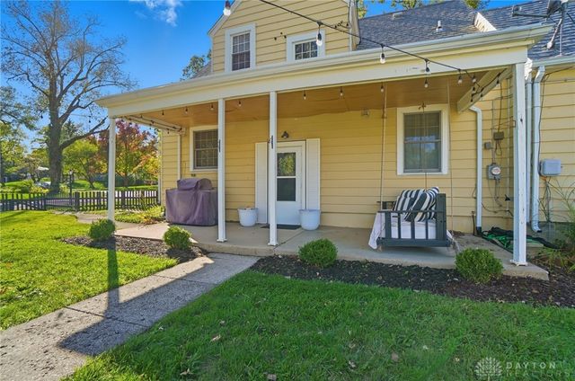 208 S Walnut Street, Englewood, OH 45322