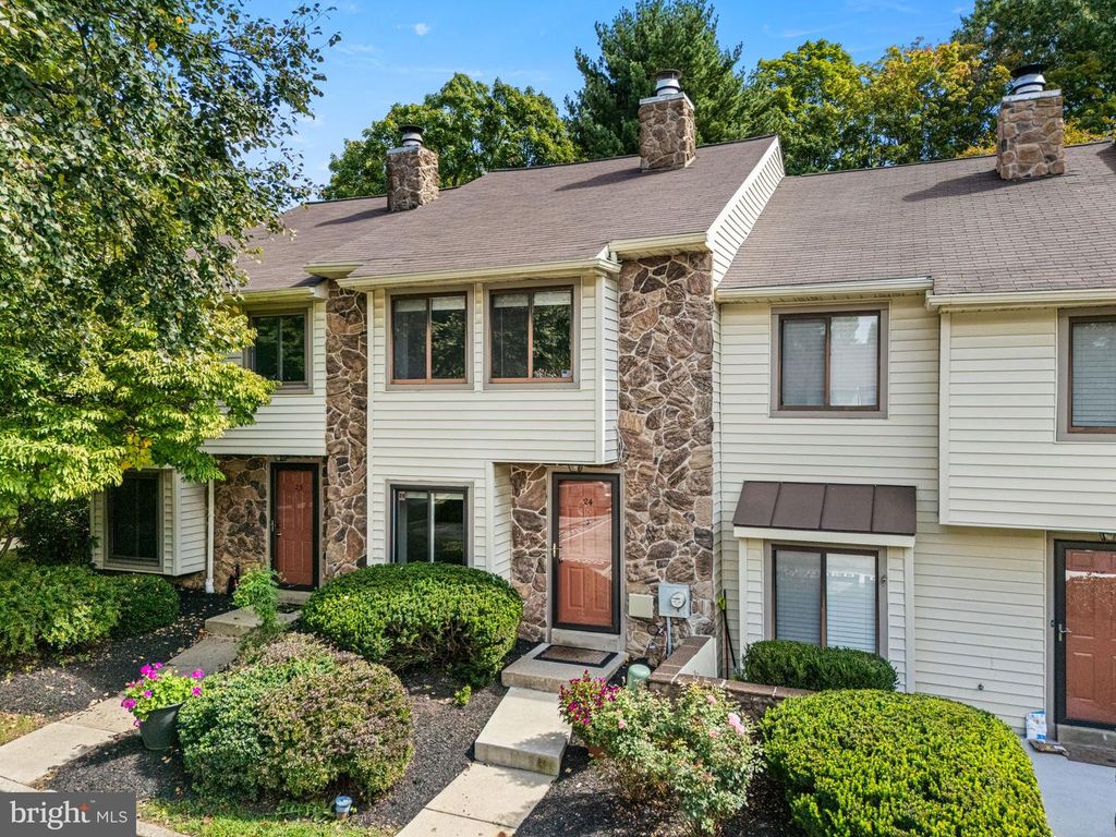 24 FLINTLOCK LN, CHESTERBROOK, PA 19087 — photo 2
