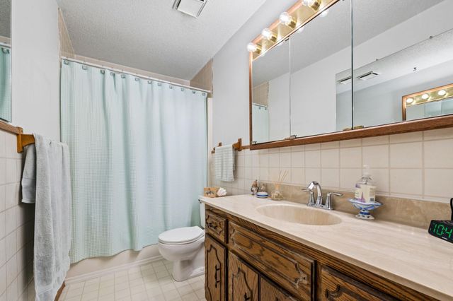 1602 Daisy Court, New Brighton, MN 55112