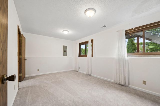 1602 Daisy Court, New Brighton, MN 55112