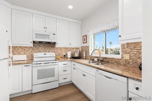 3570 1st Ave 15, San Diego, CA 92103