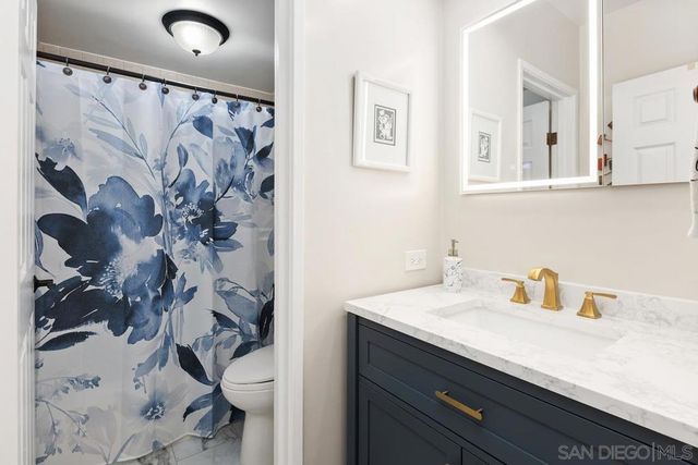 3570 1st Ave 15, San Diego, CA 92103