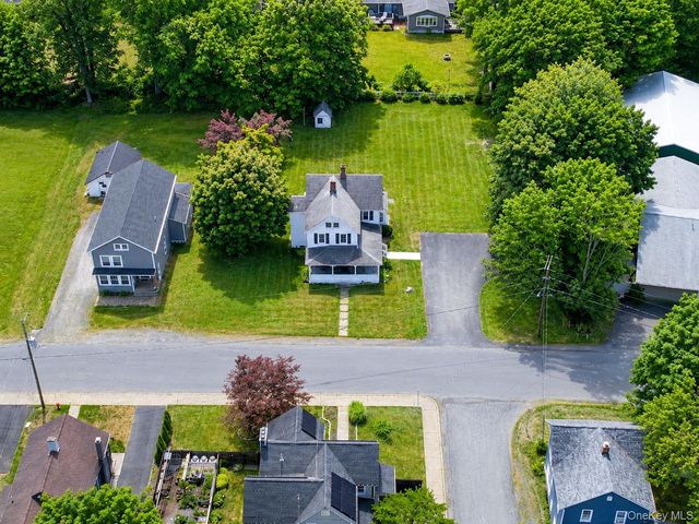 34 Railroad Avenue, Pine Bush, NY 12566