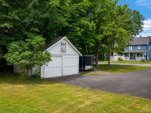 34 Railroad Avenue, Pine Bush, NY 12566