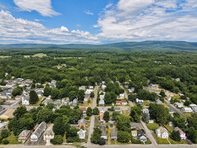 34 Railroad Avenue, Pine Bush, NY 12566