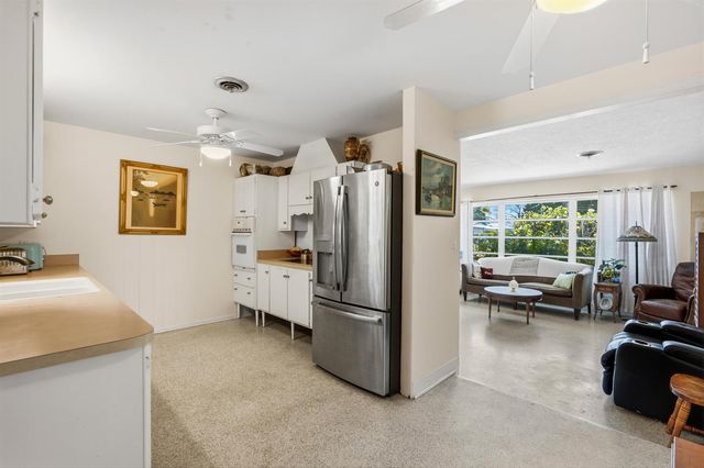 1644 NE Arch Avenue, Jensen Beach, FL 34957