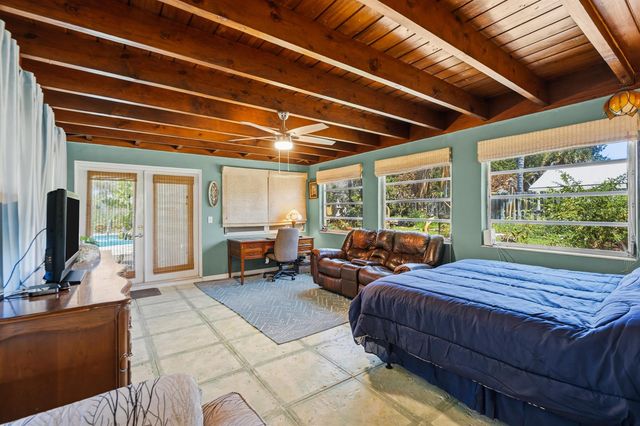 1644 NE Arch Avenue, Jensen Beach, FL 34957