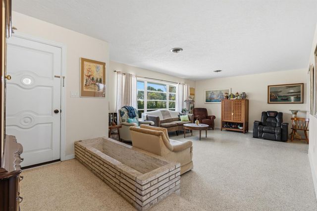 1644 NE Arch Avenue, Jensen Beach, FL 34957