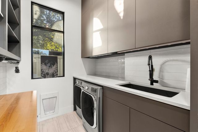 3771 Almazan Drive, Dallas, TX 75220