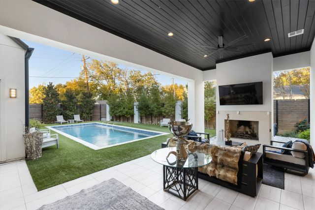 3771 Almazan Drive, Dallas, TX 75220