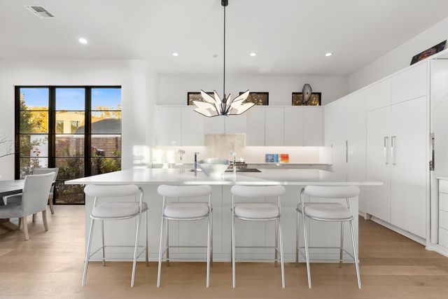 3771 Almazan Drive, Dallas, TX 75220