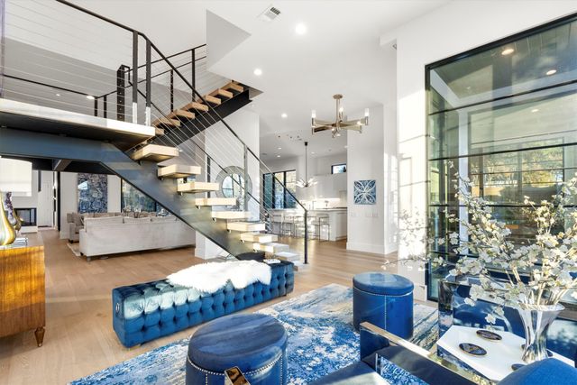 3771 Almazan Drive, Dallas, TX 75220