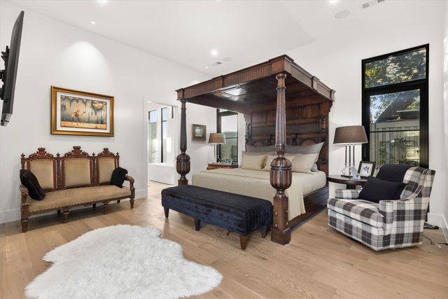 3771 Almazan Drive, Dallas, TX 75220