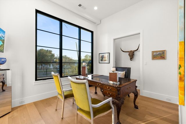 3771 Almazan Drive, Dallas, TX 75220