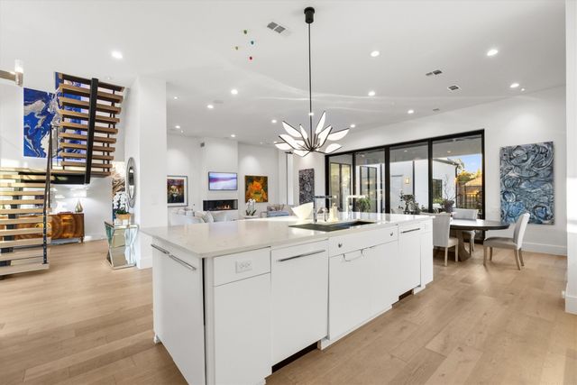 3771 Almazan Drive, Dallas, TX 75220