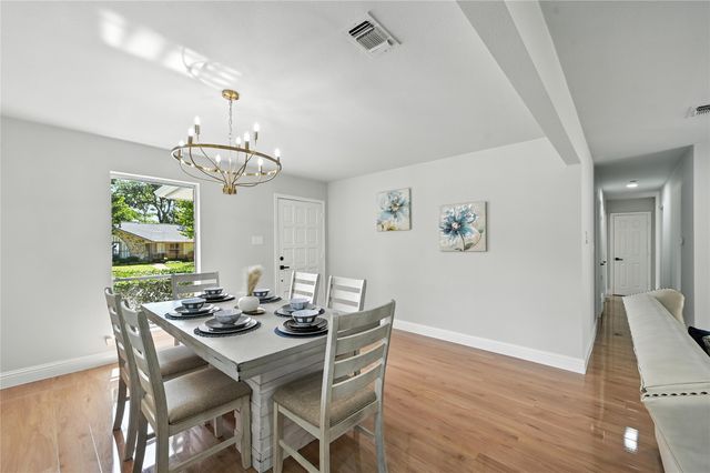 602 Pinebluff Drive, Lewisville, TX 75067