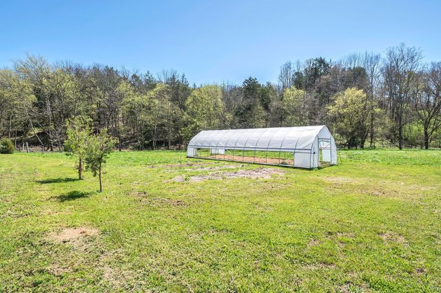 994 Bull Run Rd, Lynchburg, TN 37352