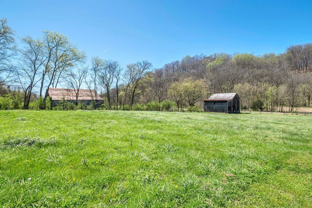 994 Bull Run Rd, Lynchburg, TN 37352