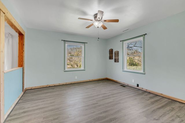 994 Bull Run Rd, Lynchburg, TN 37352