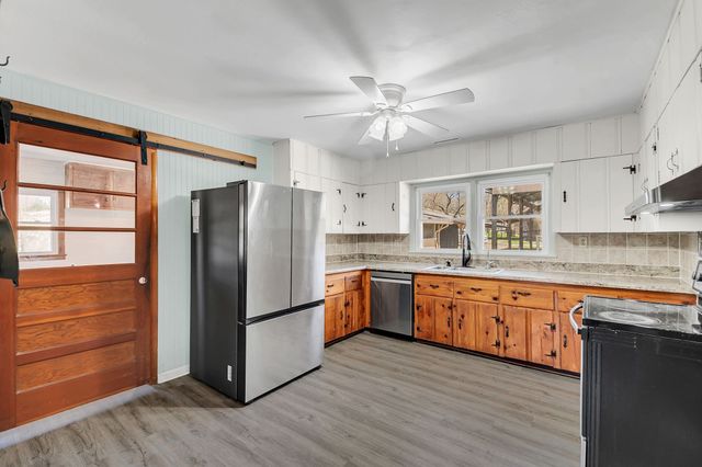 994 Bull Run Rd, Lynchburg, TN 37352