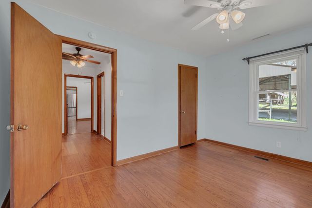 994 Bull Run Rd, Lynchburg, TN 37352