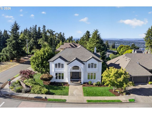 3709 ROSEPARK Dr, West Linn, OR 97068