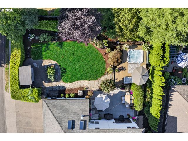 3709 ROSEPARK Dr, West Linn, OR 97068