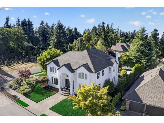 3709 ROSEPARK Dr, West Linn, OR 97068