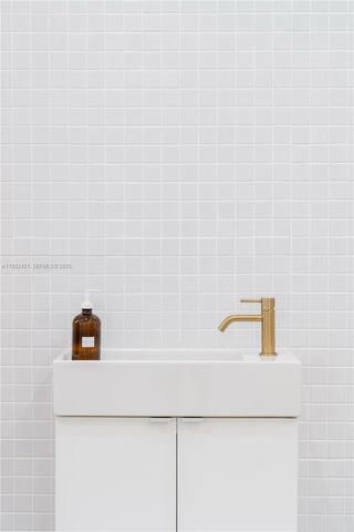 240-290 N Federal Highway, Fort Lauderdale, FL 33301