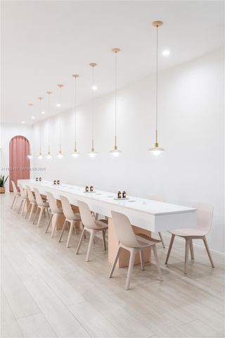 240-290 N Federal Highway, Fort Lauderdale, FL 33301