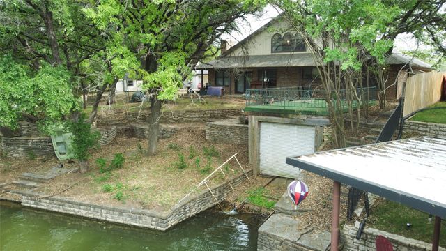 414 Granada Calle Court, Granbury, TX 76049