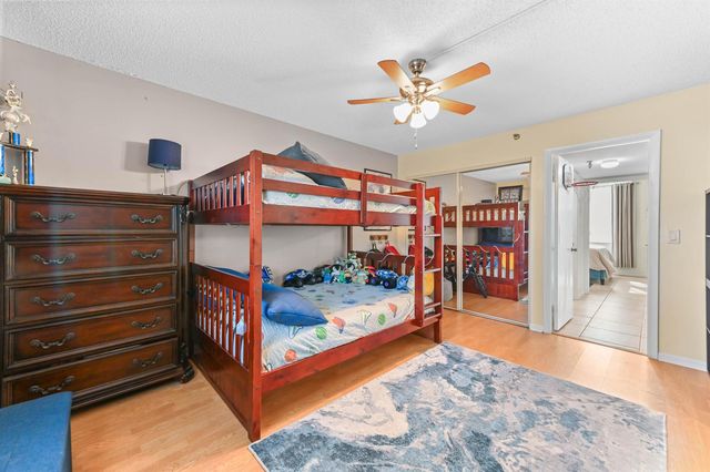 198 NW 67th Street 207, Boca Raton, FL 33487