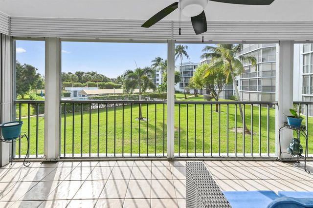 198 NW 67th Street 207, Boca Raton, FL 33487