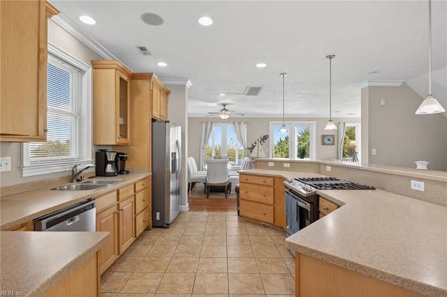 1442 W Ocean View AVE, Norfolk, VA 23503