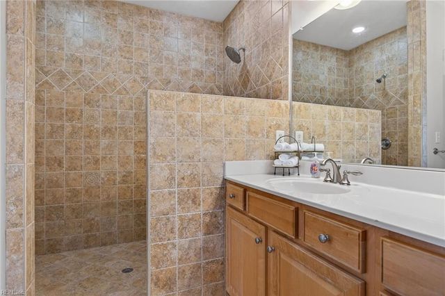 1442 W Ocean View AVE, Norfolk, VA 23503