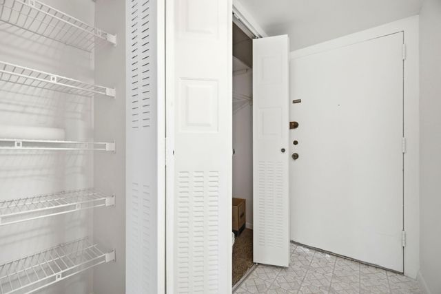 2801 Somerset Drive 401, Lauderdale Lakes, FL 33311