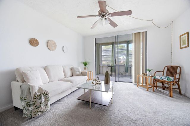 2801 Somerset Drive 401, Lauderdale Lakes, FL 33311