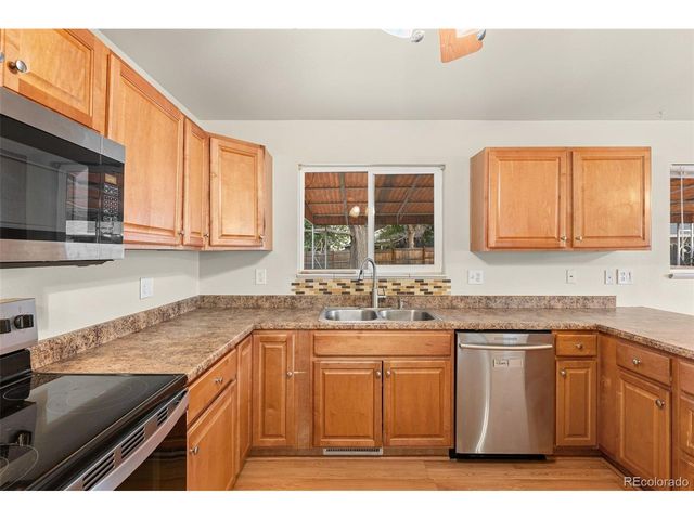 1102 Nucla St, Aurora, CO 80011