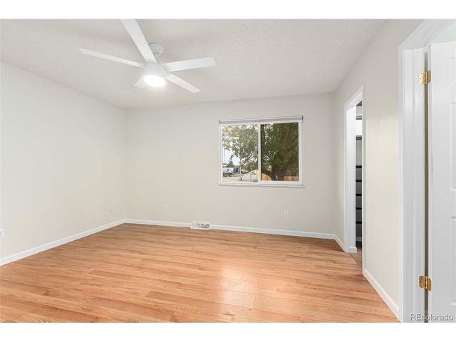 1102 Nucla St, Aurora, CO 80011