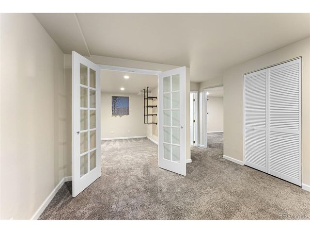 1102 Nucla St, Aurora, CO 80011