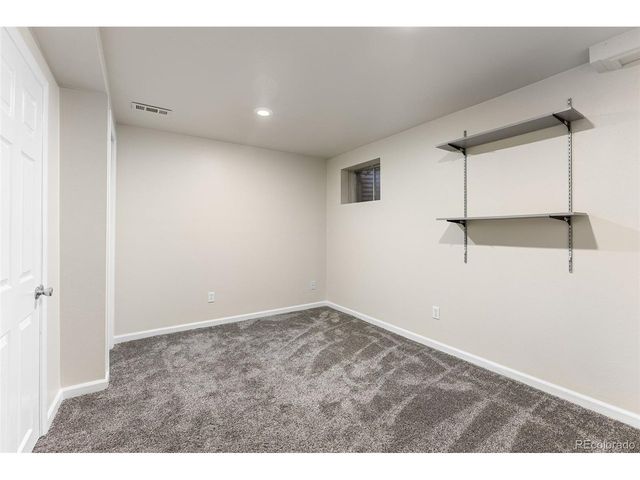 1102 Nucla St, Aurora, CO 80011