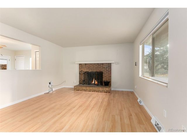 1102 Nucla St, Aurora, CO 80011
