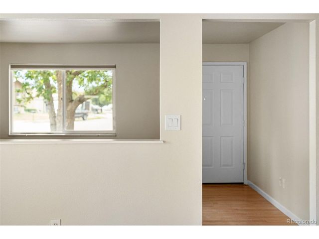 1102 Nucla St, Aurora, CO 80011