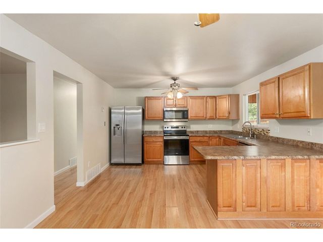 1102 Nucla St, Aurora, CO 80011