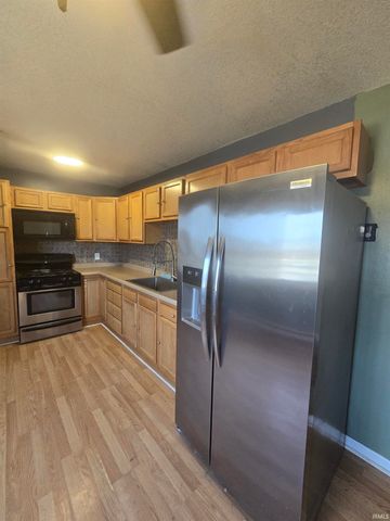 6319 Revere Place, Fort Wayne, IN 46835