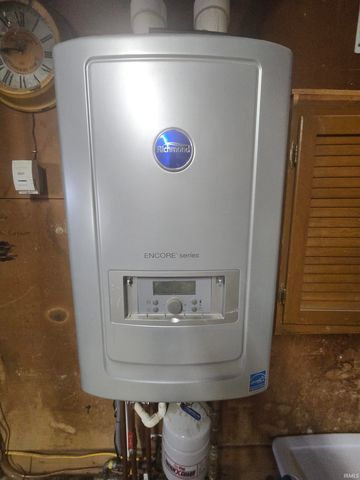 6319 Revere Place, Fort Wayne, IN 46835